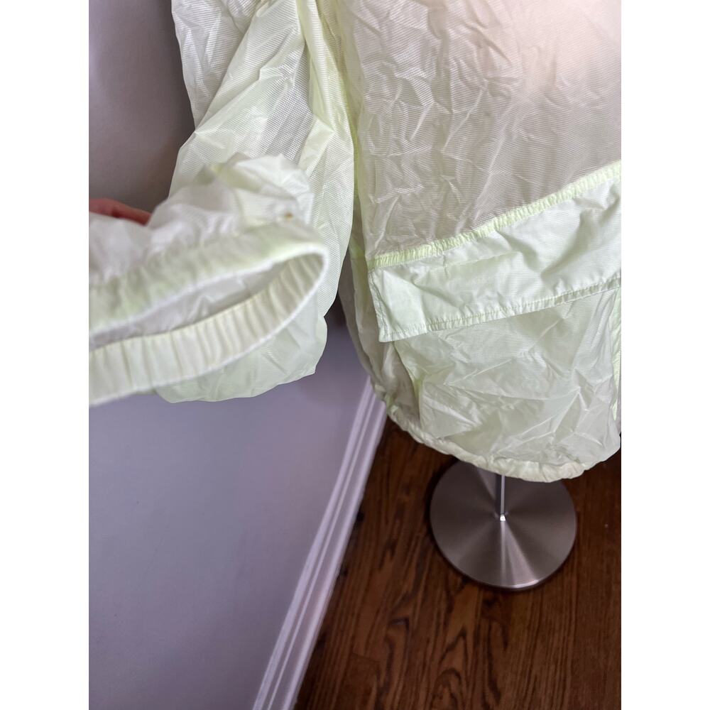 The North Face Translucent Hooded Windbreaker - image 4